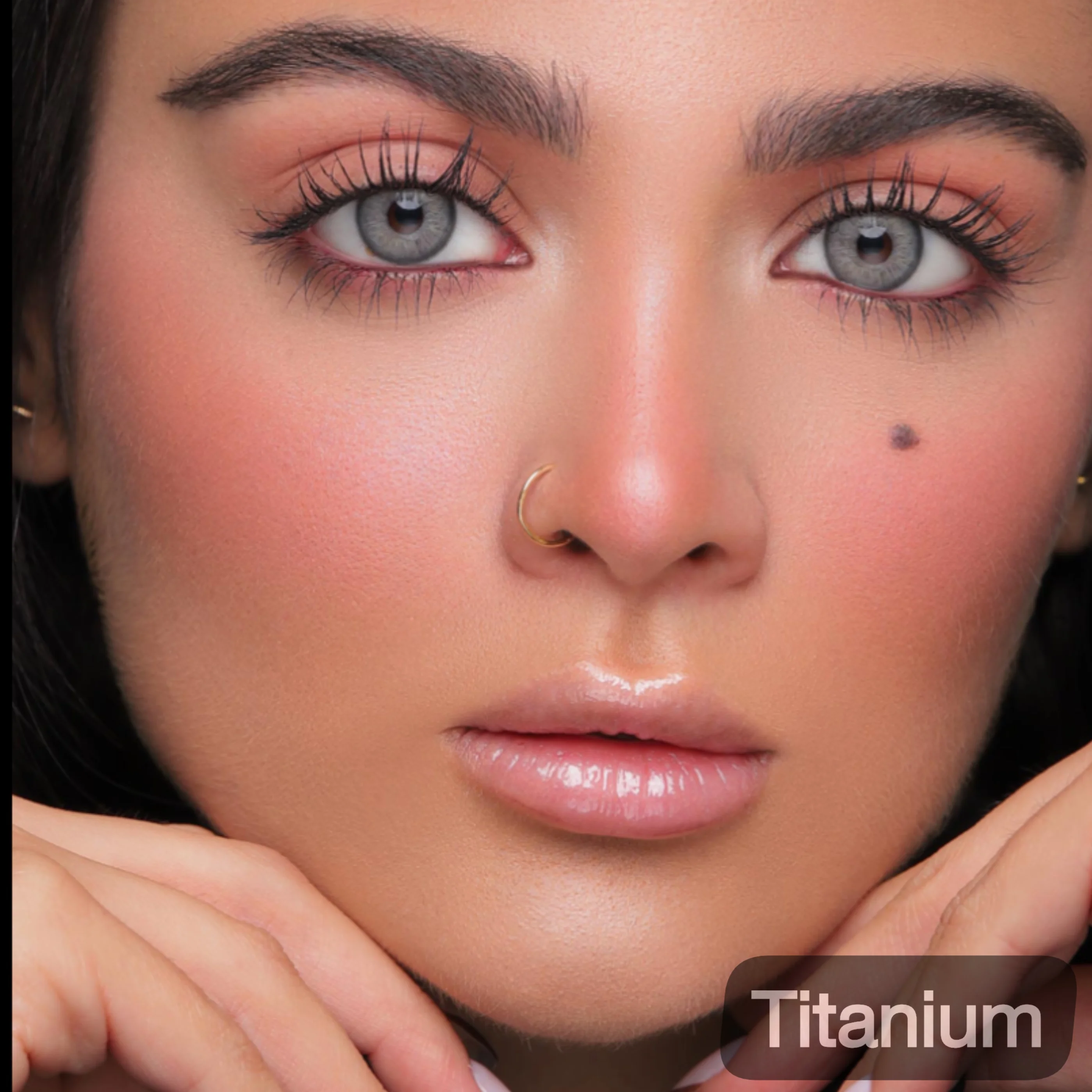 لنز رنگی ماهانه یونیک (Uniqe)